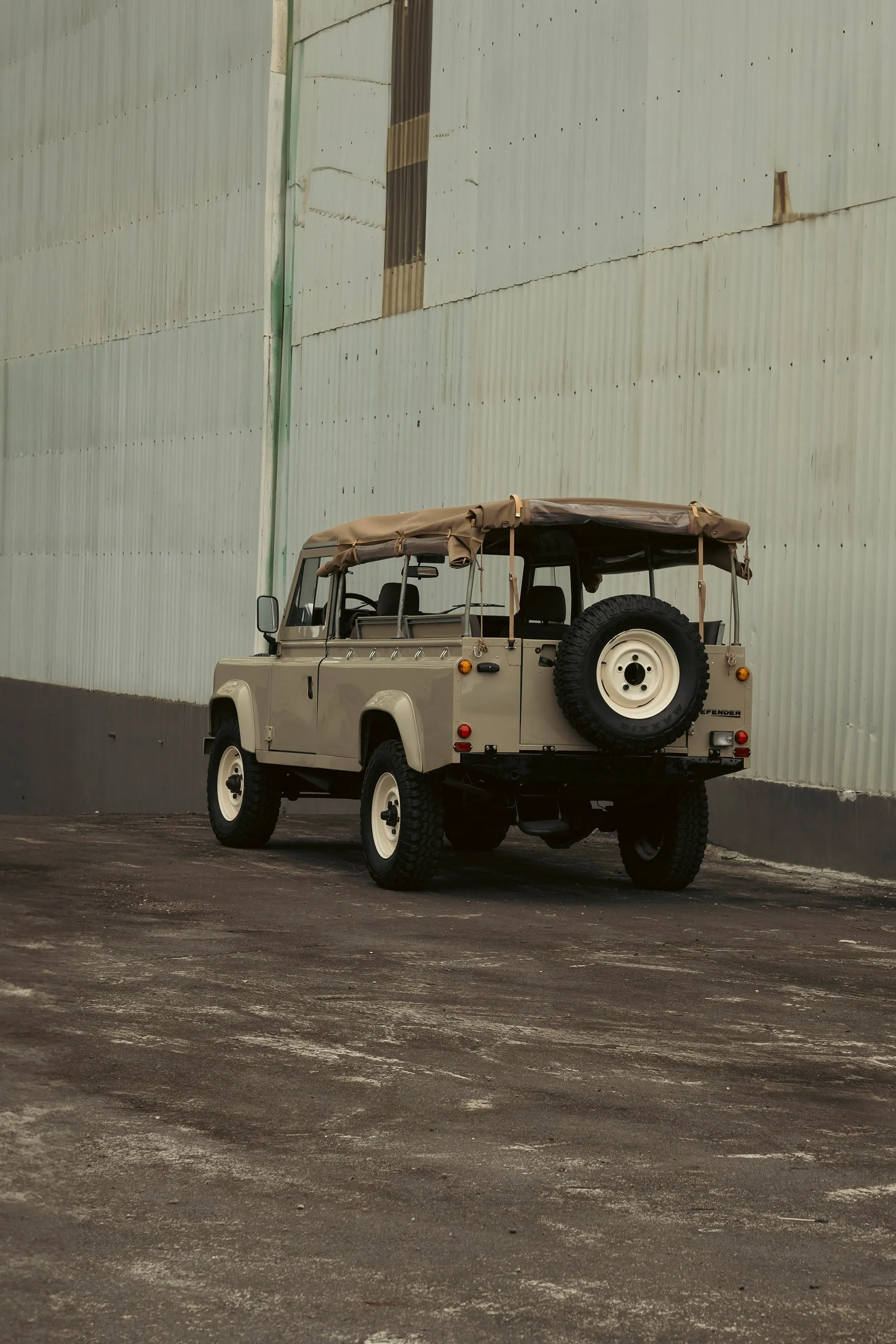 Beach Runner Defender 110