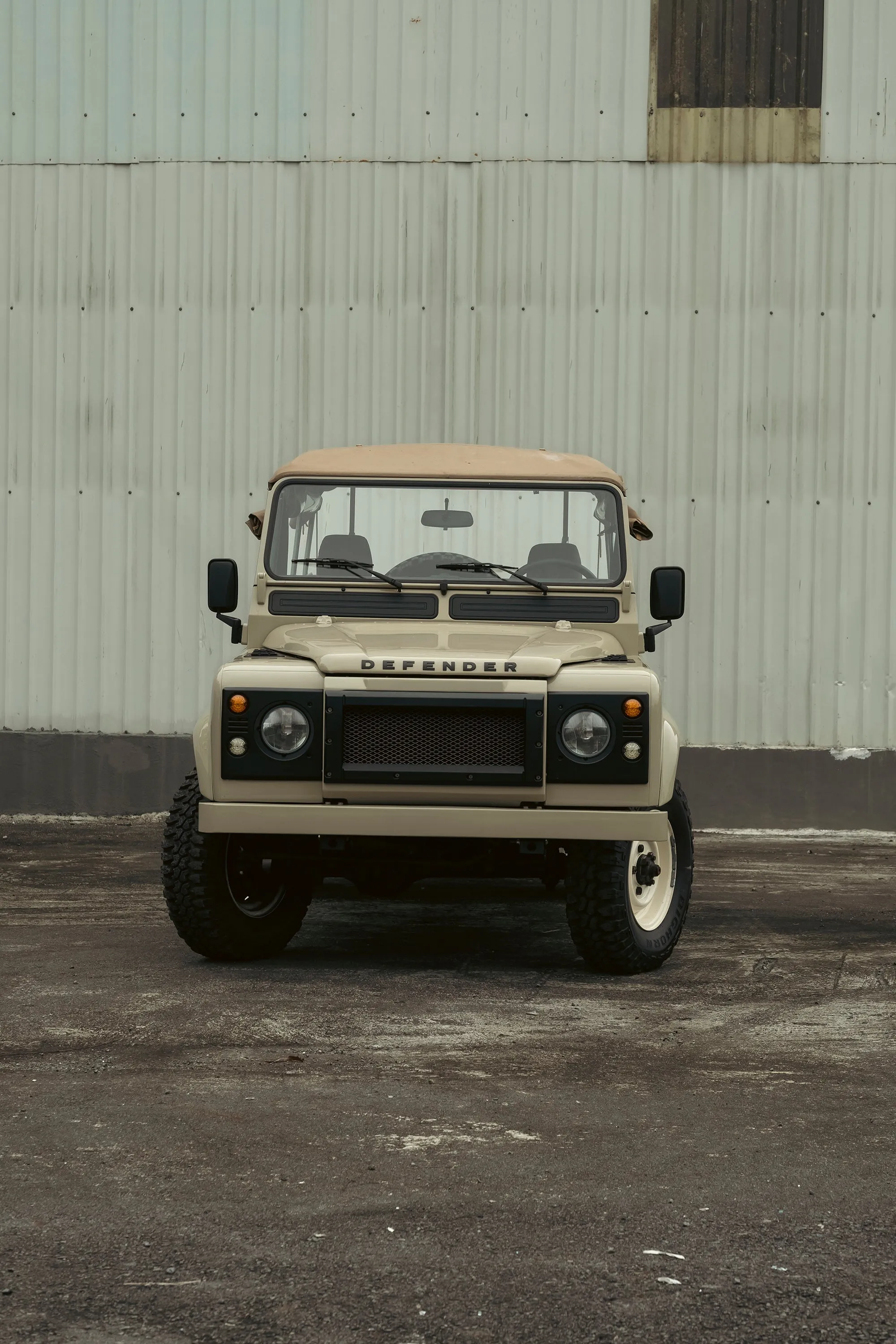 Beach Runner Defender 110