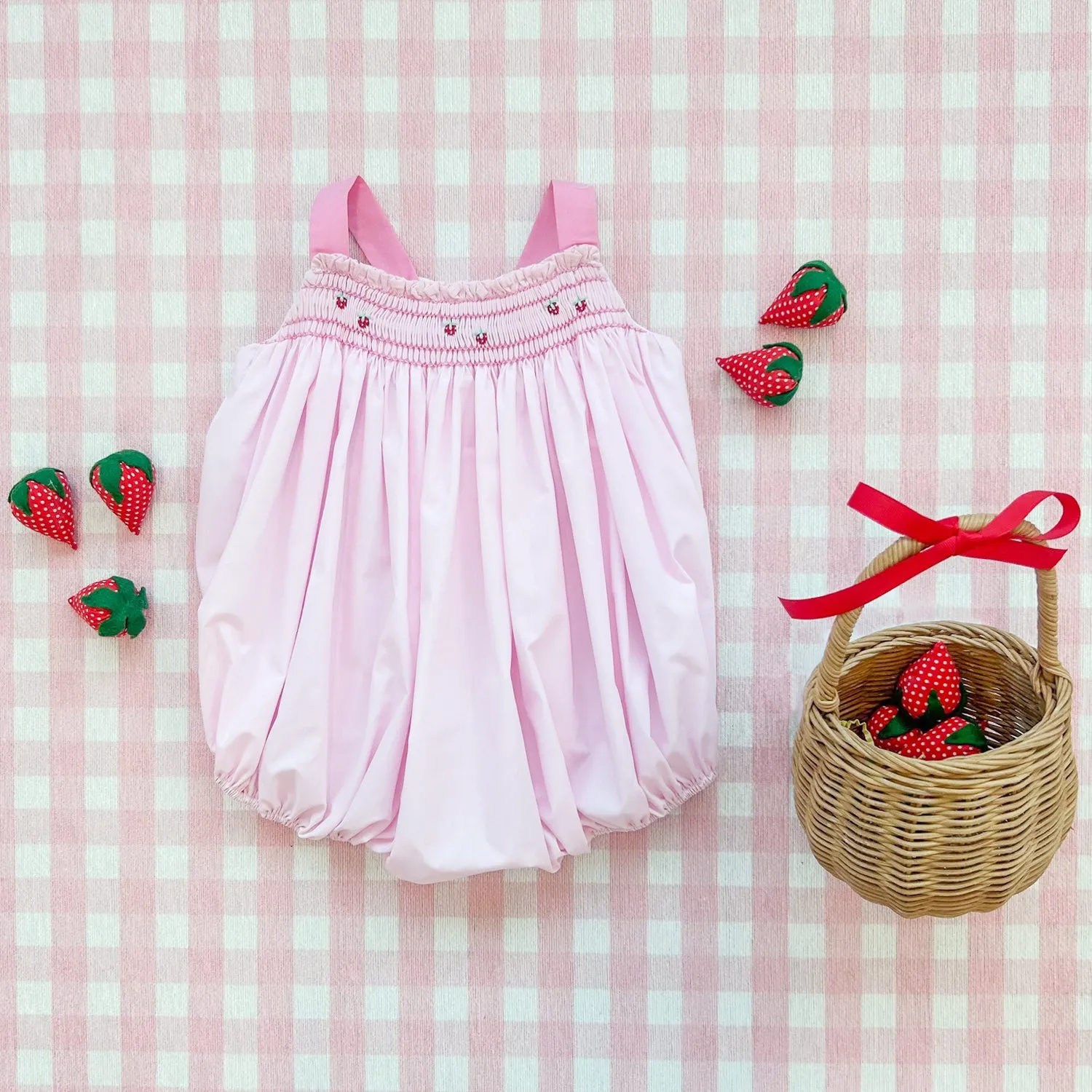 Bitsy Bubble - Palm Beach Pink with Hamptons Hot Pink & Strawberries Smocking