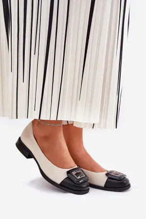 Elegant natural leather ballet flats
