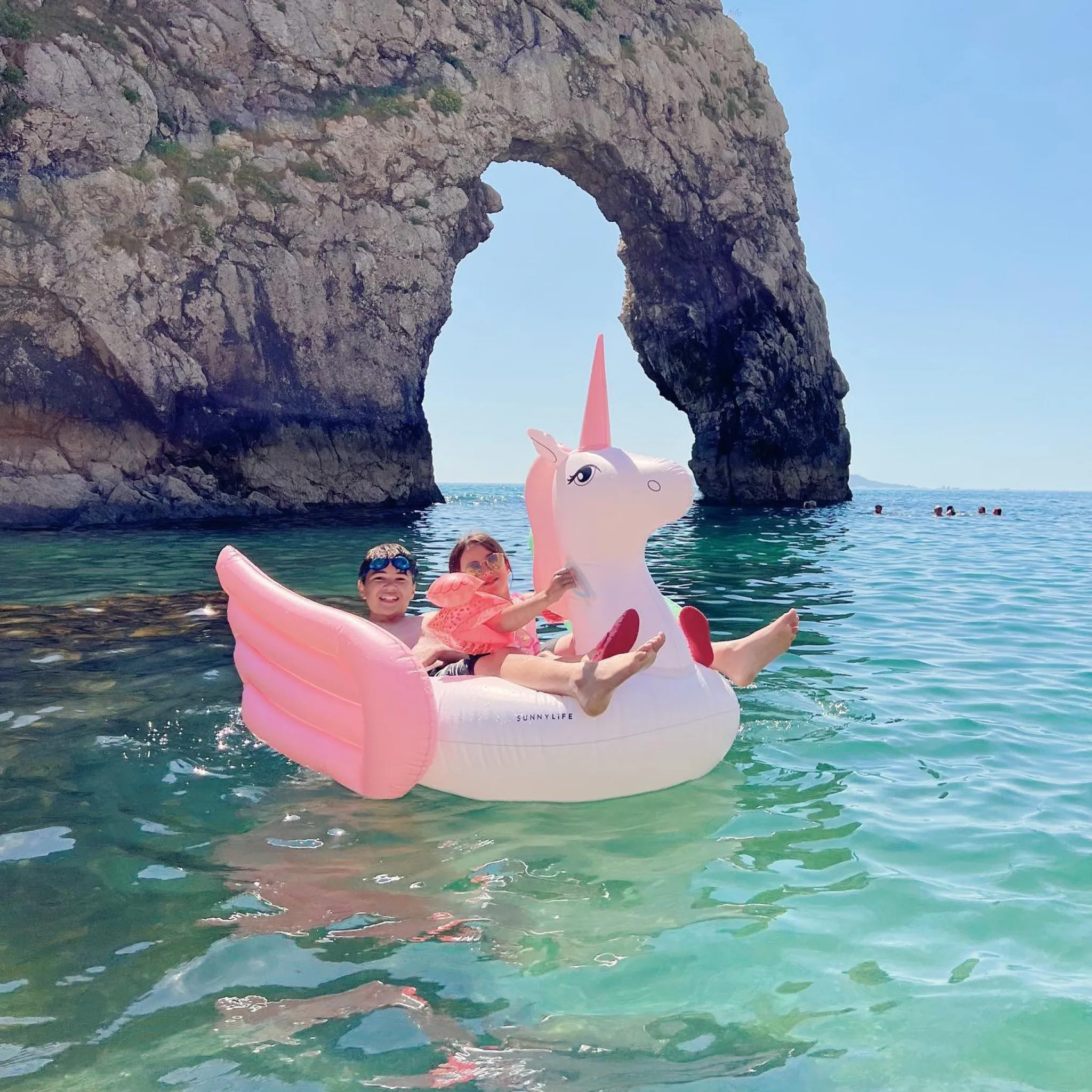 Luxe Ride On Float Unicorn Pastel -