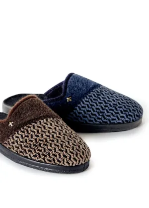 Mixed comfort width mule slipper