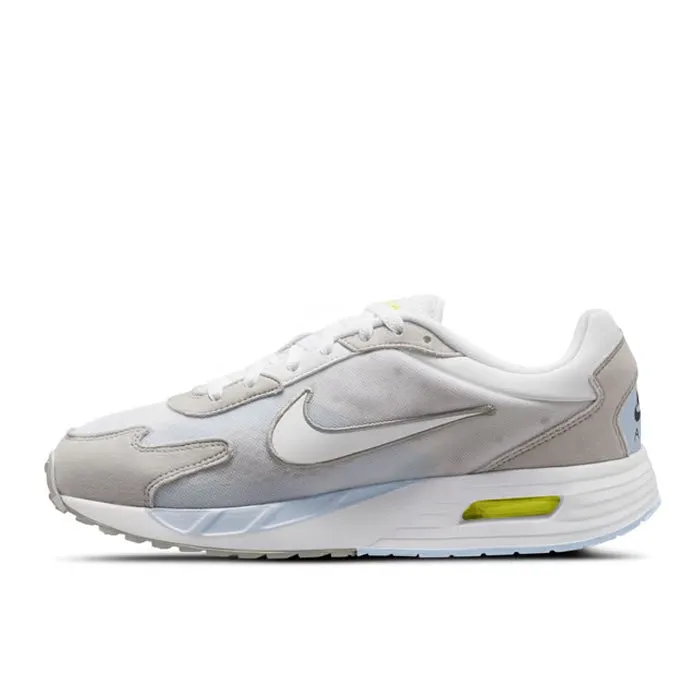 NIKE AIR MAX SOLO