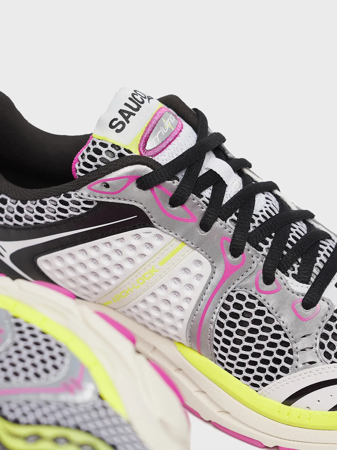 Saucony Progrid Triumph 4 Sneakers | White/Fluo
