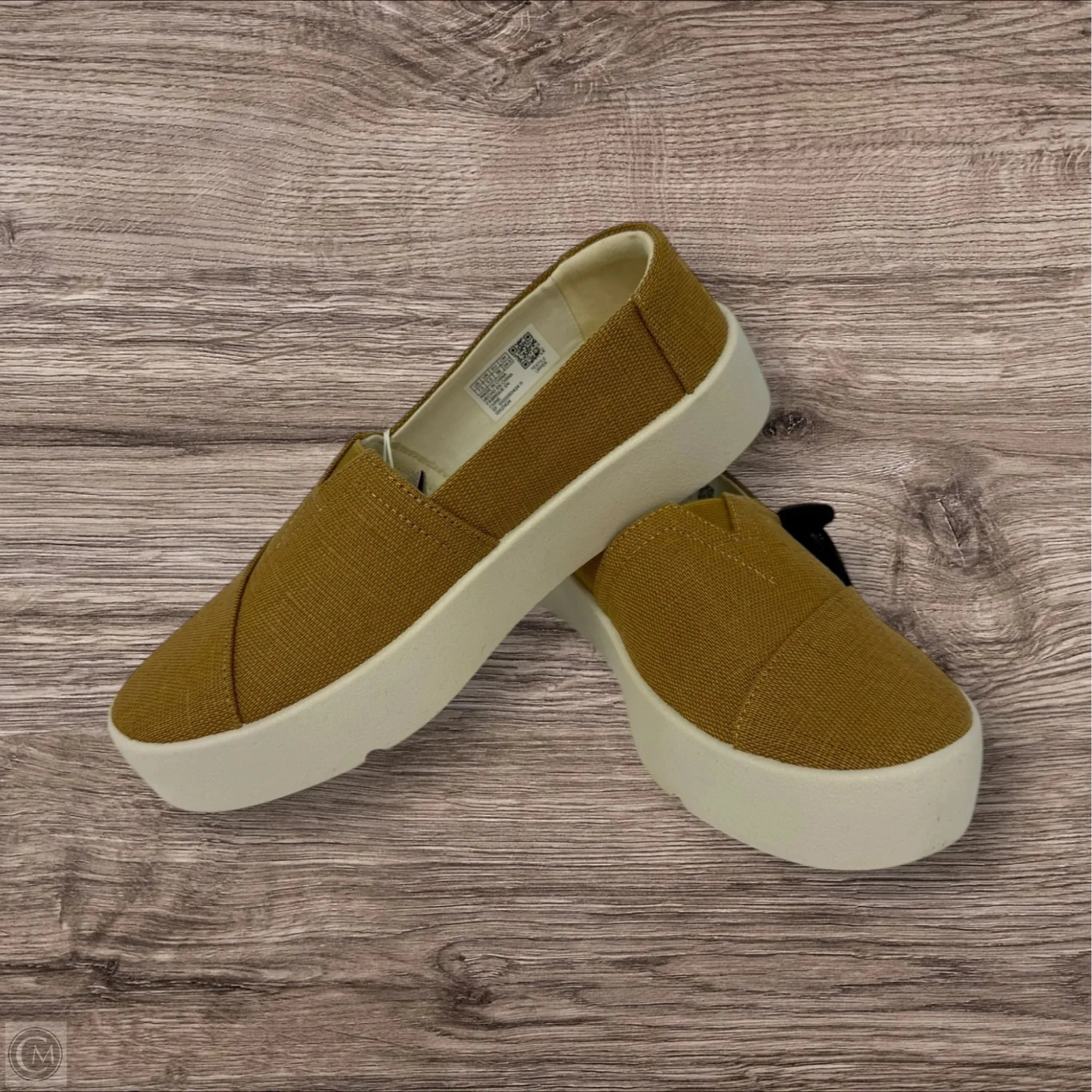 Shoes Flats By Toms In Maize Size: 7.5