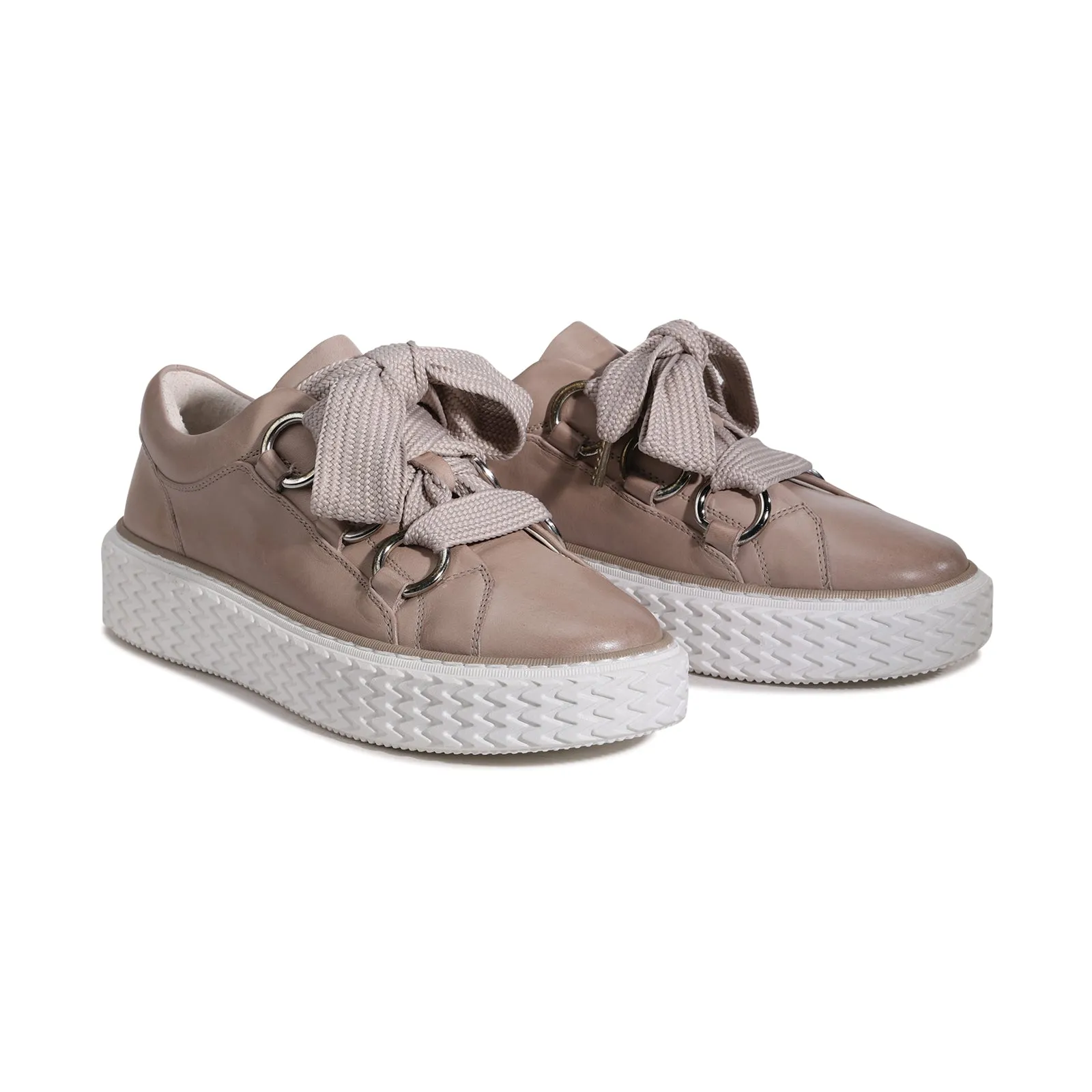 TRINITY LOW TOP SNEAKERS LEATHER
