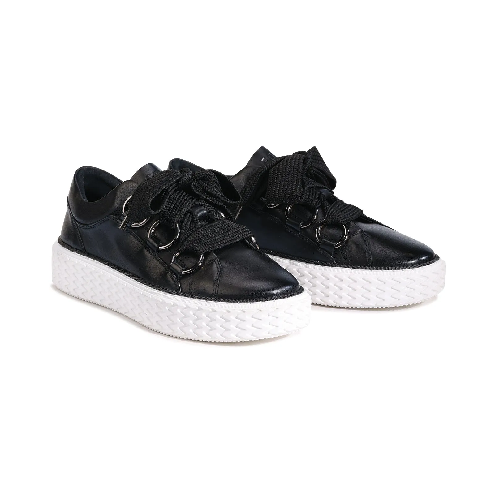 TRINITY LOW TOP SNEAKERS LEATHER