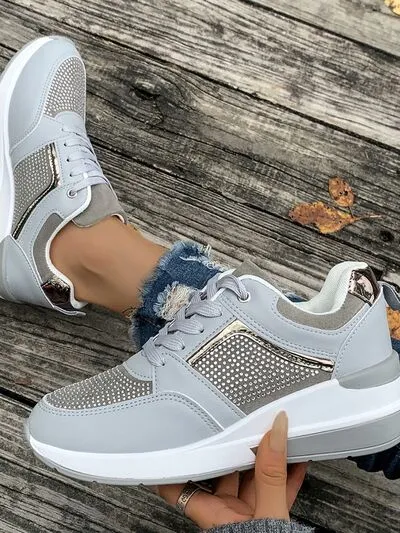 Vetersluitende rhinestone wedge sneakers