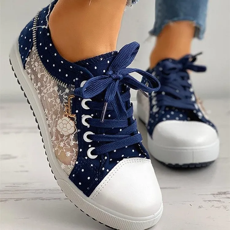 Women Blue Fashion Mesh Patchwork Flat Sneakers.