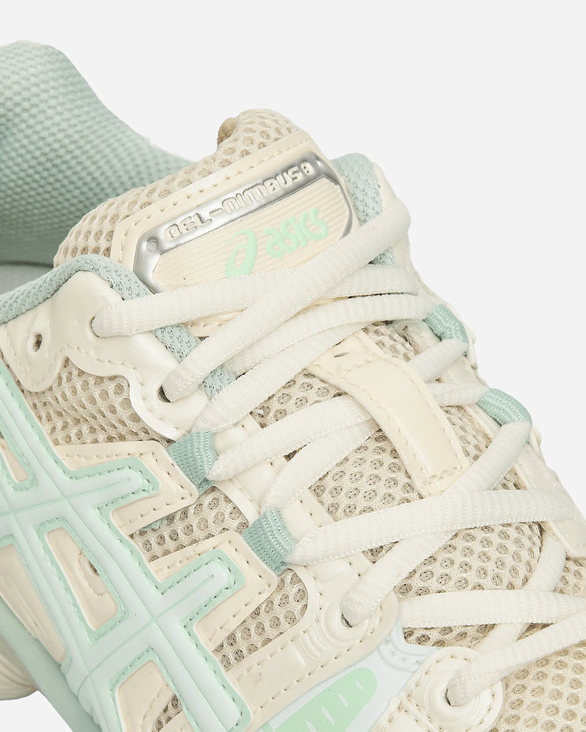 Women's GEL-Nimbus 9 Sneakers Vanilla / White